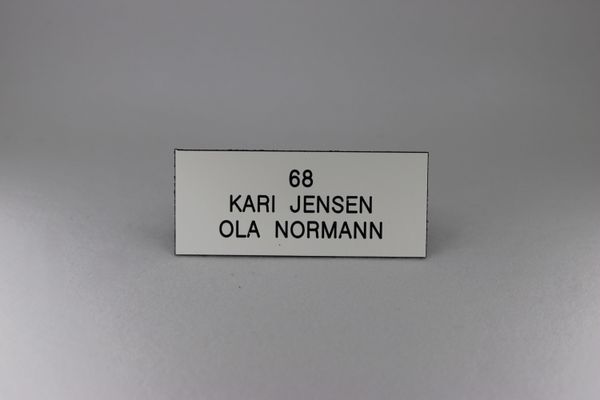 Hovedbilde Std postkasseskilt Sandberg GT (Gml mod.), hvit plate med svart 